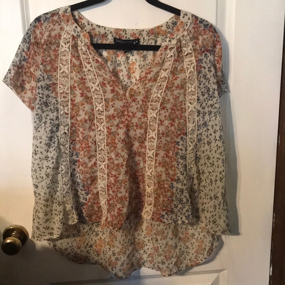 Flowy summer blouse
